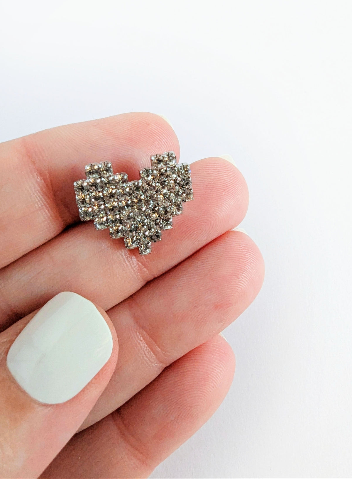 Rhinestone Heart Earrings | Silver