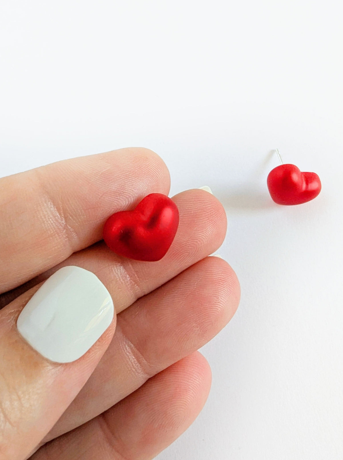 Small Heart Earrings | Red